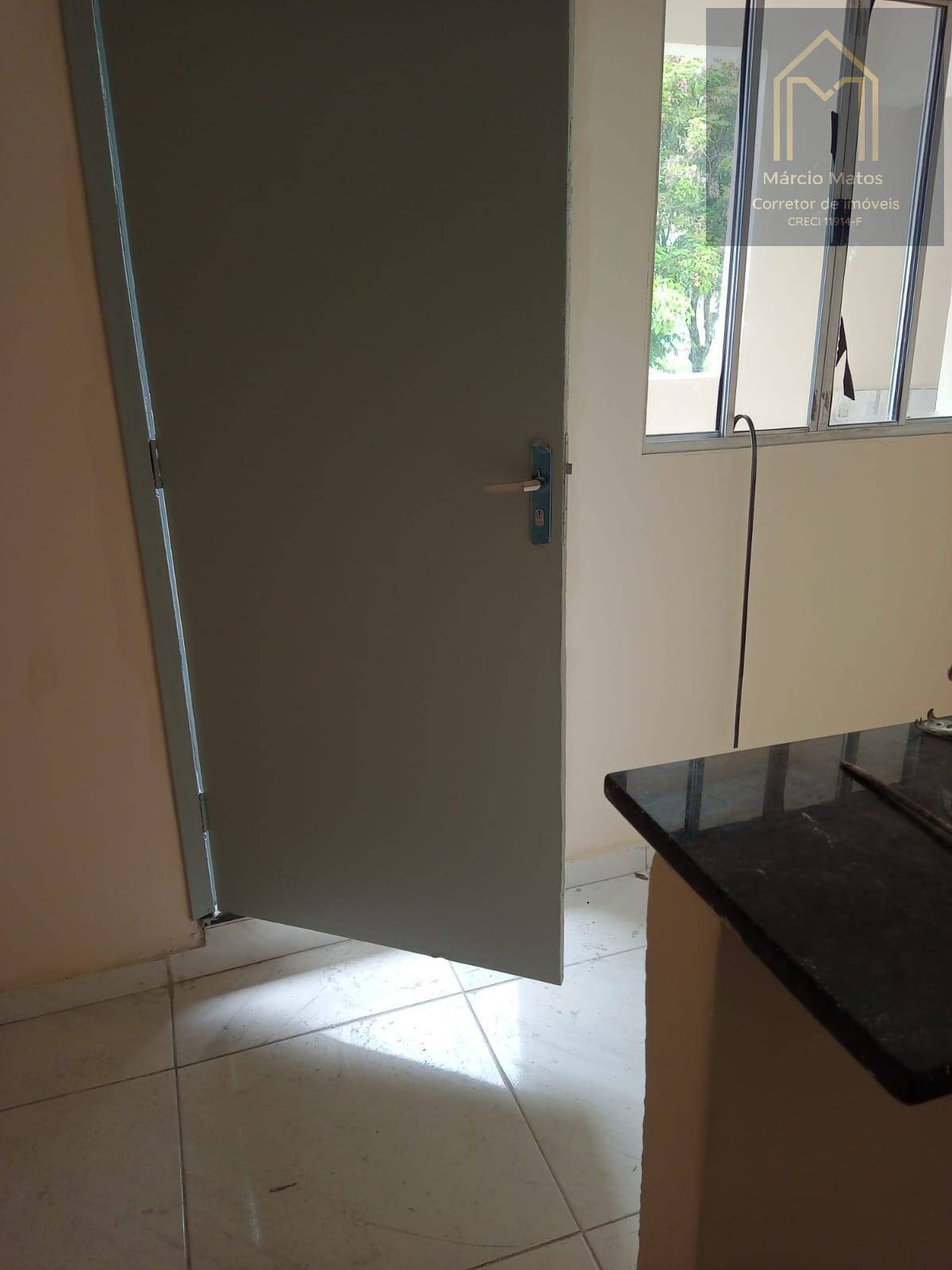 Apartamento para alugar com 2 quartos, 110m² - Foto 7